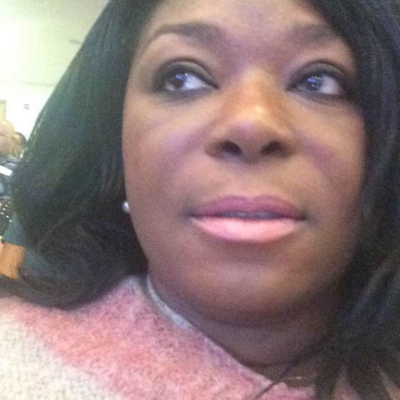 Meet your Posher, Anita - Picture 1 of 1